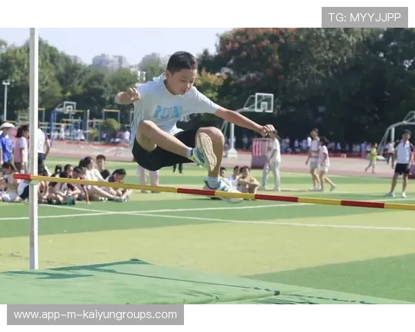 赛场上“暖心瞬间”感动千万观众，最美运动故事